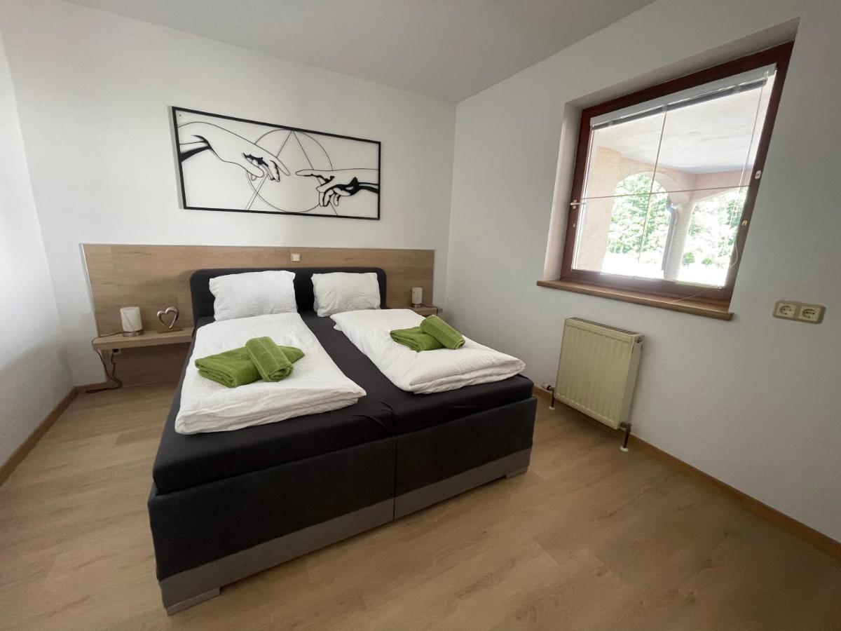 Appartement Haus Zum Glueck à Reifnitz Extérieur photo